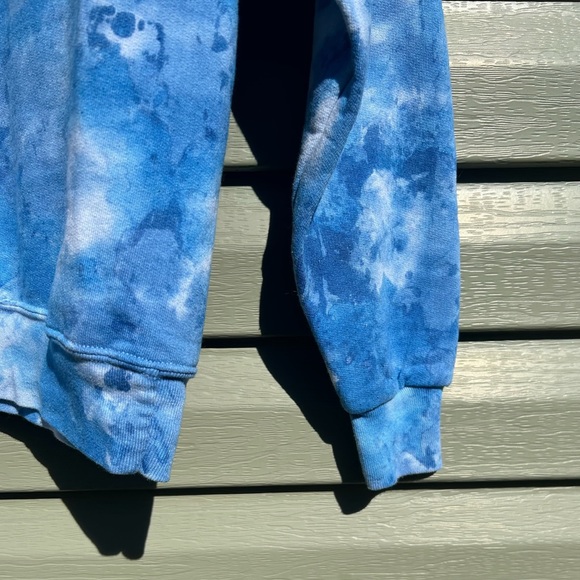 Sublime Blue Tie-Dye Sweater - Picture 2 of 6